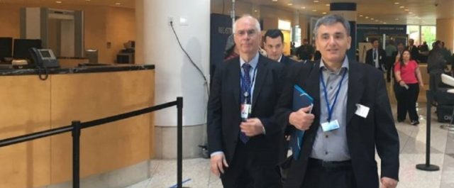 Ουάσιγκτον: Οι Θεσμοί επιστρέφουν, για το χρέος… “δημιουργική ασάφεια” μεταξύ ΔΝΤ- Σόϊμπλε