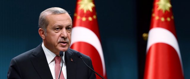 Ερντογάν: Η Άγκυρα θα επανεξετάσει τη θέση της για ένταξη στην ΕΕ