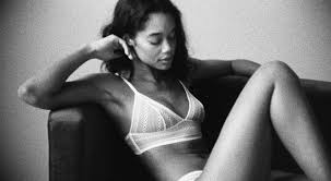 Μοντέλα από 17 έως 73 ετών στη νέα καμπάνια εσωρούχων του Calvin Klein