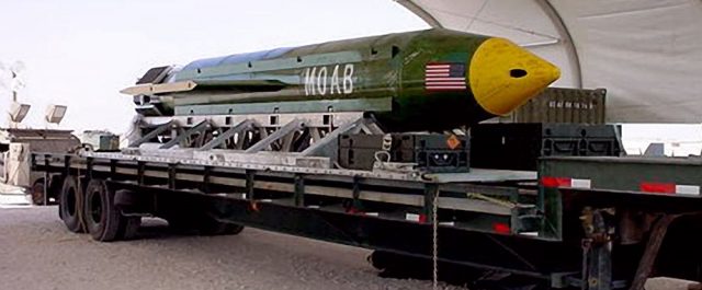 Καρέ- καρέ το χτύπημα των ΗΠΑ στο Αφγανιστάν με τη σούπερ- βόμβα