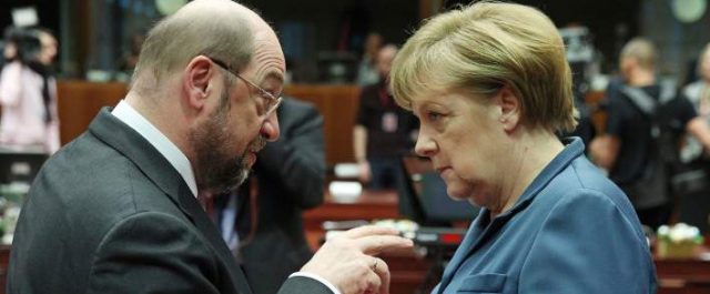 Bild- δημοσκόπηση: Προβάδισμα τεσσάρων μονάδων της Μέρκελ έναντι του Σουλτς