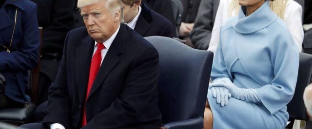 100 μέρες Τραμπ: Λιγότερο δημοφιλής πρόεδρος και… χειρότερος σύζυγος[video, εικόνες]