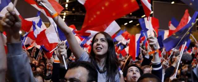 Μακρόν vs Λεπέν: Οι προβλέψεις για τον δεύτερο γύρο [γραφήματα]