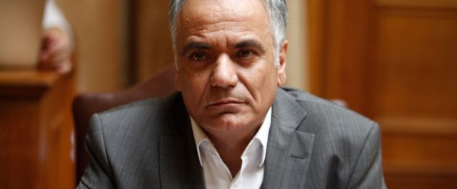 Σκουρλέτης: Η αποτυχία αυτής της πολιτικής είναι ότι γεννάει νέα μνημόνια