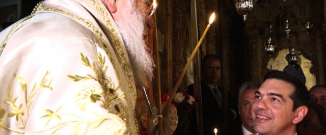 Ανάσταση στην Κέρκυρα για το ζεύγος Τσίπρα [εικόνες]