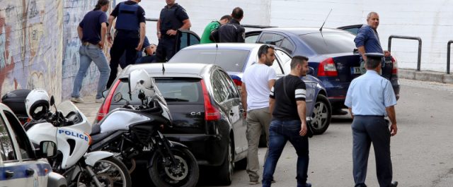 Χανιά: Αναίμακτα έληξε το θρίλερ με τον 45χρονο που είχε ταμπουρωθεί στον ΟΚΑΝΑ