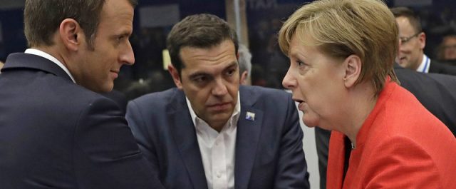Ο Τσίπρας συζήτησε με Μέρκελ και Μακρόν για την απομείωση του χρέους