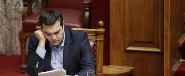 Όλα ανοικτά στην ατζέντα Τσίπρα: Συμβιβασμός, πολιτική λύση ή σύγκρουση για το χρέος