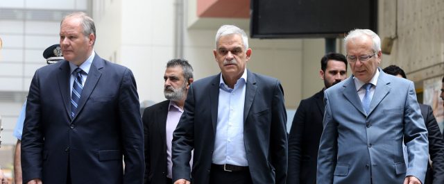 Τόσκας: Η Δημοκρατία θα είναι αυστηρή απέναντι στους αυτόκλητους εκδικητές