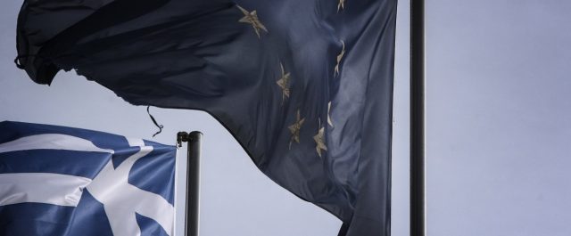 Spiegel: Κανονικά έπρεπε να ξεσπάσουν πανευρωπαϊκοί πανηγυρισμοί