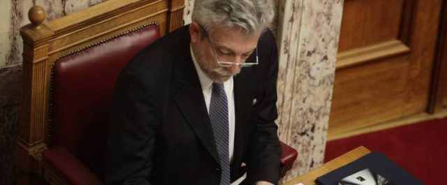 Αλλαγή φύλου στην ταυτότητα με απλή αίτηση στο δικαστήριο- Το νομοσχέδιο