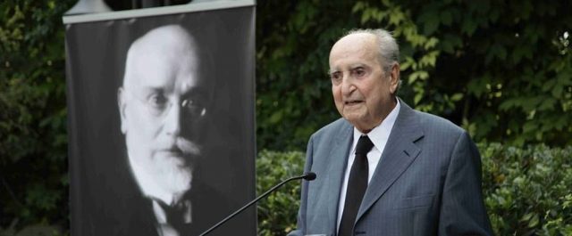 Στη Μητρόπολη Αθηνών η εξόδιος ακολουθία του Κωνσταντίνου Μητσοτάκη, στα Χανιά η κηδεία του