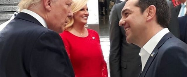 Τι είπαν σε ολιγόλεπτο τετ α τετ Τραμπ και Τσίπρας [εικόνες]