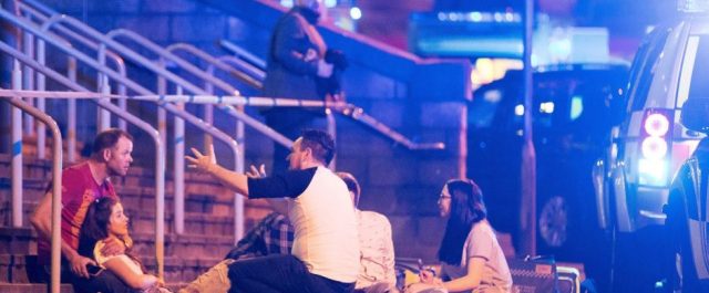 Μάντσεστερ: Σοκάρουν οι περιγραφές των δύο άστεγων που έτρεξαν να βοηθήσουν