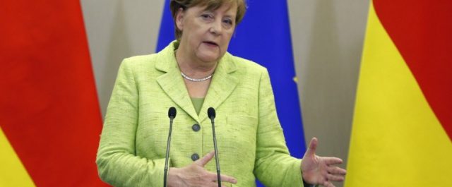 Süddeutsche Zeitung: Ένας λαός (Ελλάδα) θυσία στον προεκλογικό αγώνα της Γερμανίας