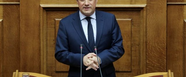 Πως ο Άδωνις Γεωργιάδης άλλαξε θέση για τον Ιβάν Σαββίδη: Από “ευπρόσδεκτος”… μη ευπρόσδεκτος