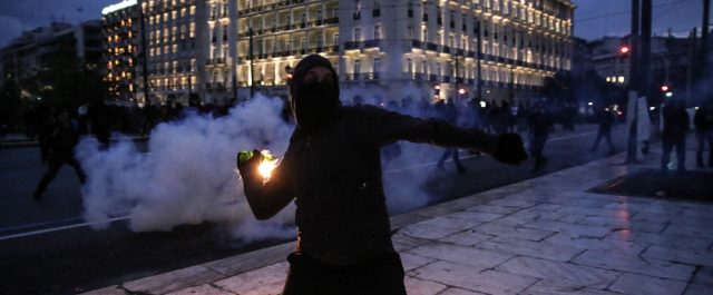 Σκοτεινή…φωτιά