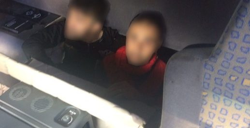 Εξαρθρώθηκαν δύο κυκλώματα διακίνησης μεταναστών – Εικόνες σοκ
