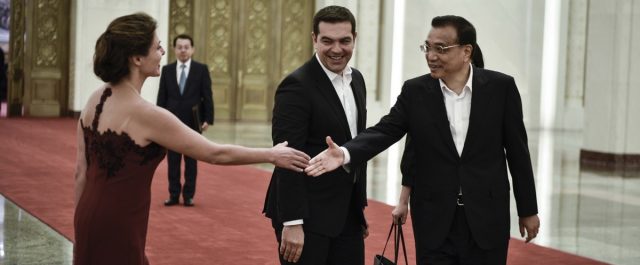 Η Μπέτυ Μπαζιάνα στο Πεκίνο – Τι είπε στη Λαγκάρντ για το χρέος
