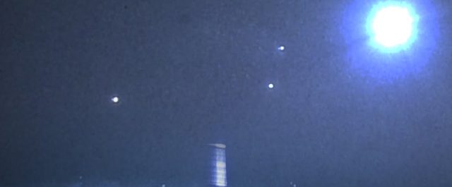 Βίντεο καταγράφει ΑΤΙΑ πάνω από το Παρίσι