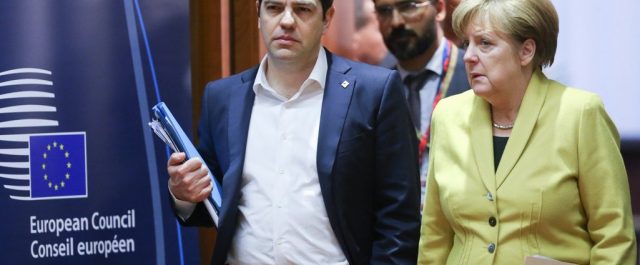 Επικοινωνία Τσίπρα Μέρκελ: Εφικτή η λύση για το χρέος στο Eurogroup