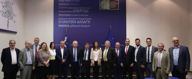 Συμβάσεις με ΕΛ.ΠΕ και Energean για έρευνες- εκμετάλλευση υδρογονανθράκων