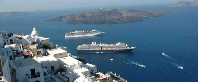 TUI: Νέα ρεκόρ προσέλευσης τουριστών στην Ελλάδα