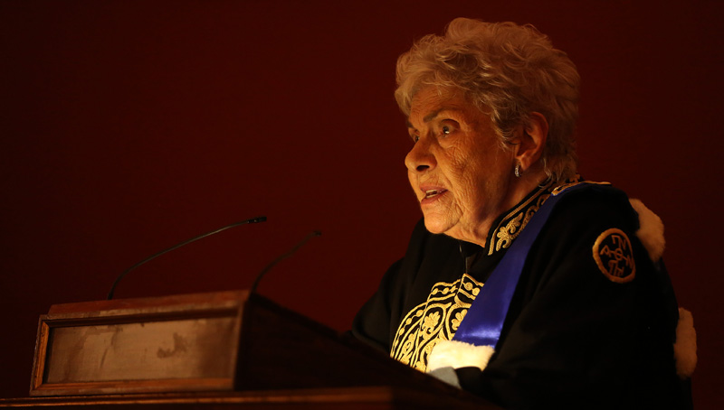 Επίτιμη διδάκτωρ στο Πανεπιστήμιο Αθηνών η Κική Δημουλά