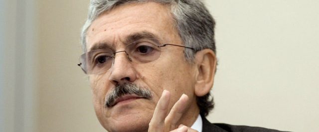 Μάσιμο Ντ’ Αλέμα στη «Νέα Σελίδα»: Να υπάρξει ενότητα Αριστεράς και Σοσιαλιστών στην Ελλάδα