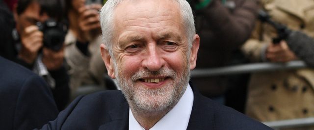 Κόρμπιν: Η κυβέρνηση που θα σχηματίσει η Μέϊ δεν θα έχει καμία αξιοπιστία