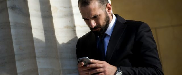 “Ναι” της κυβέρνησης στη Ν.Δ για συζήτηση στη Βουλή για το Eurogroup