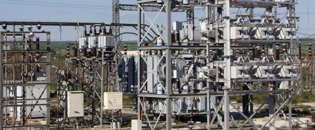 “Τεστ αντοχής” για τη ΔΕΗ η αυξημένη ζήτηση λόγω καύσωνα