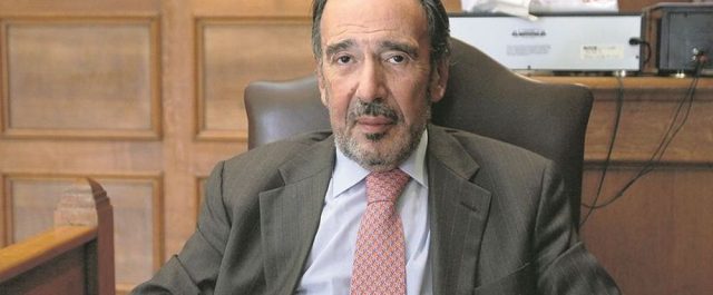 Μαρτίνης: Δίνει ονόματα για το σκάνδαλο του “Ντυνάν”