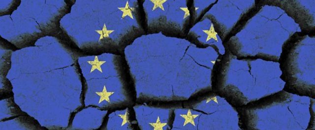 El País: Η Ευρώπη αλλάζει δέρμα…