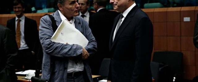 Χάνεται το QE; Άσχημα νέα από τις επαφές Τσακαλώτου στη Φρανκφούρτη