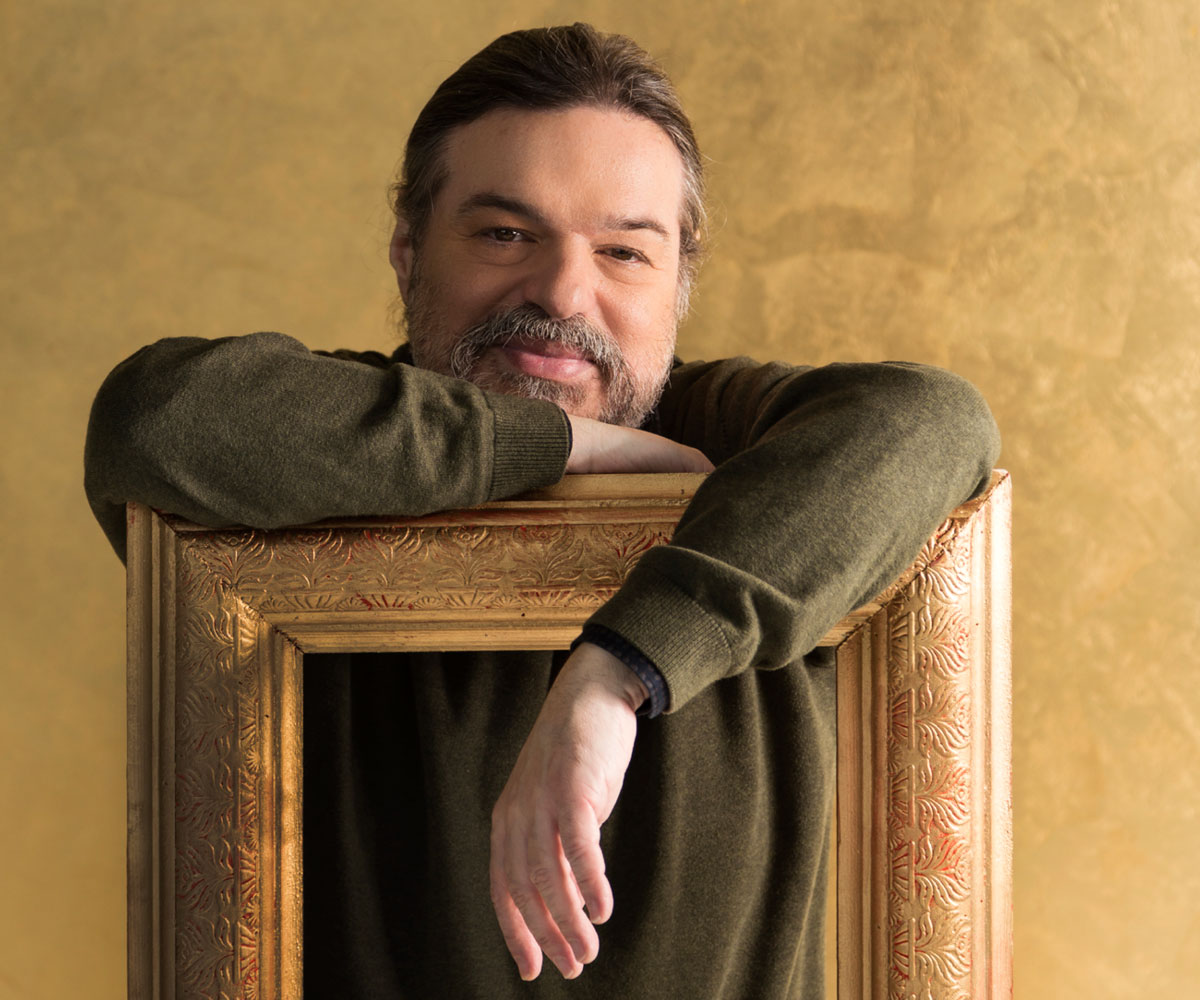 Ο Δημήτρης Παπαδημητρίου αποκάλυψε με επιστολή του σε συναυλία ότι πάσχει από την ασθένεια του Ωνάση