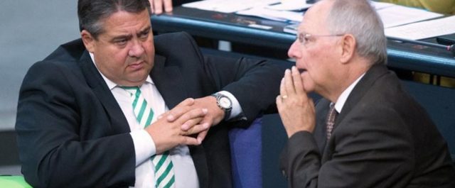 Εμπιστευτικά έγγραφα αποκαλύπτουν την κόντρα Γκάμπριελ- Σόϊμπλε (και) για την Ελλάδα