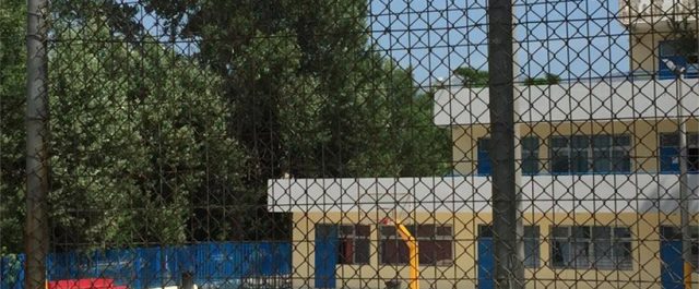 ΣΟΚ: 10 χρονος μαθητής έπεσε νεκρός από σφαίρα σε σχολείο στο Μενίδι