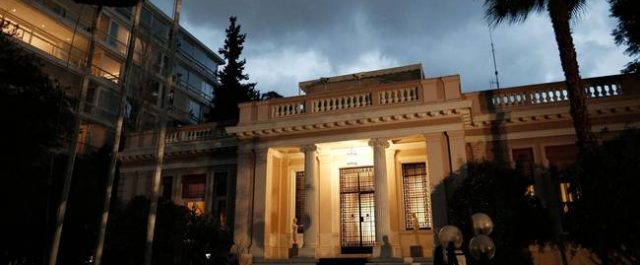 “Πόλεμος” non paper Μαξίμου- Ν.Δ για τη συμφωνία