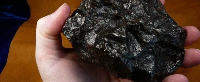 Ποιες είναι οι βασικές διαφορές ενός μετεωρίτη από μια κοινή πέτρα