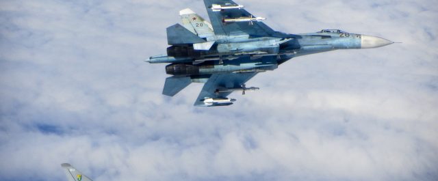 Ρωσικό μαχητικό αναχαίτισε αμερικανικό πάνω από τη Βαλτική