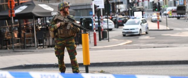 Βρυξέλλες: «Συμπαθών το Ισλαμικό Κράτος ο επίδοξος βομβιστής του σιδηροδρομικού σταθμού»