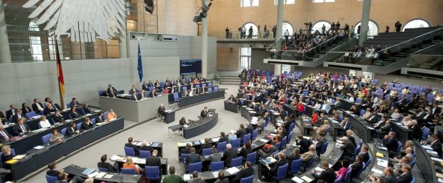 CDU: Η Γερμανία πρέπει να κάνει το χρέος της