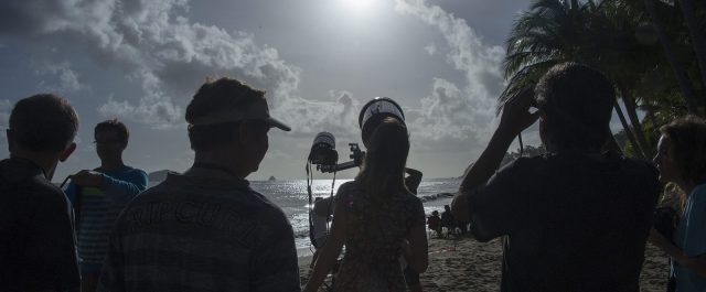 Οι ΗΠΑ στον πυρετό της ολικής έκλειψης ηλίου – Oρατή από Όρεγκον έως Ν. Καρολίνα