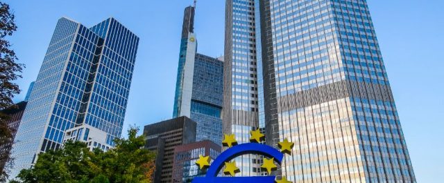 Reuters: Η ΕΚΤ θέλει περισσότερη σαφήνεια για να ξεκλειδώσει το QE