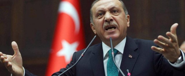 Μύδροι Ερντογάν κατά ΗΠΑ με αφορμή τον εξοπλισμό των Κούρδων