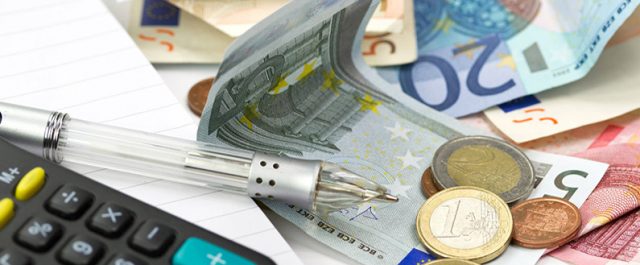 Το σχέδιο για ρύθμιση οφειλών 800.000 επαγγελματιών και επιχειρήσεων