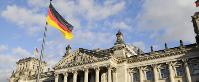 To Βερολίνο απαντά στην Αθήνα ότι δεν έχει εγκρίνει «κρίσιμες» εξαγωγές όπλων στην Τουρκία