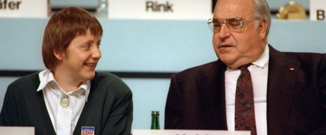 Η χήρα δεν θέλει, αλλά η Μέρκελ θα μιλήσει για τον Κολ στο Στρασβούργο