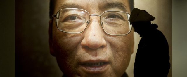 Guardian: Απελευθερώθηκε λόγω βαριάς ασθένειας ο νομπελίστας Λιου Ξιαομπό